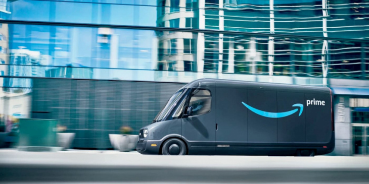 amazon, amazon meeting holiday demand with fleet of over 1,000 rivian electric vehicle delivery vans