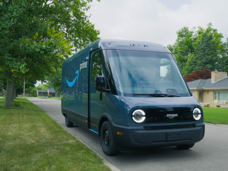amazon, amazon now has more than 1,000 rivian electric vans making deliveries