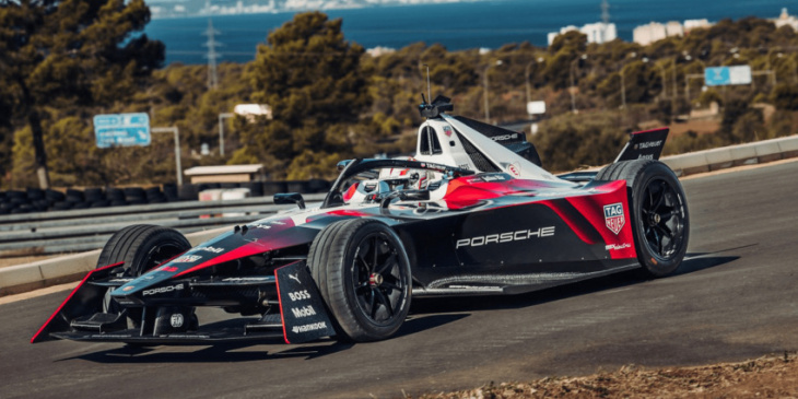 porsche presents formula e race car for 2023
