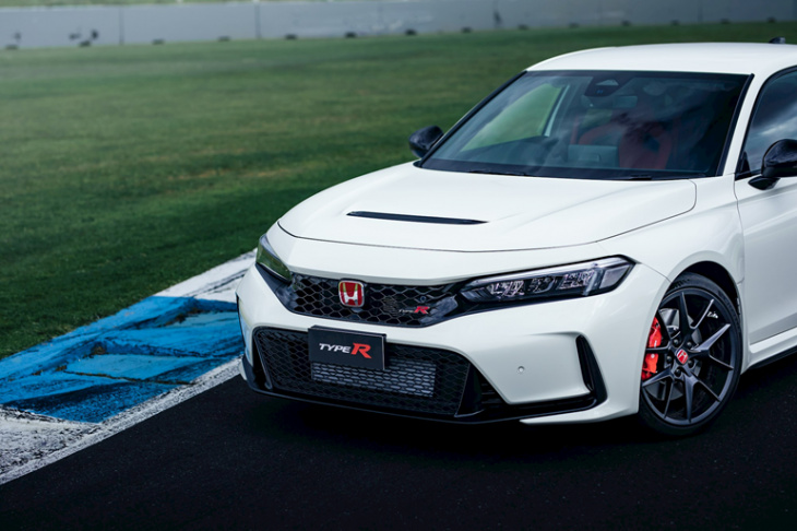 zooming with driven: honda civic type r, more details revealed
