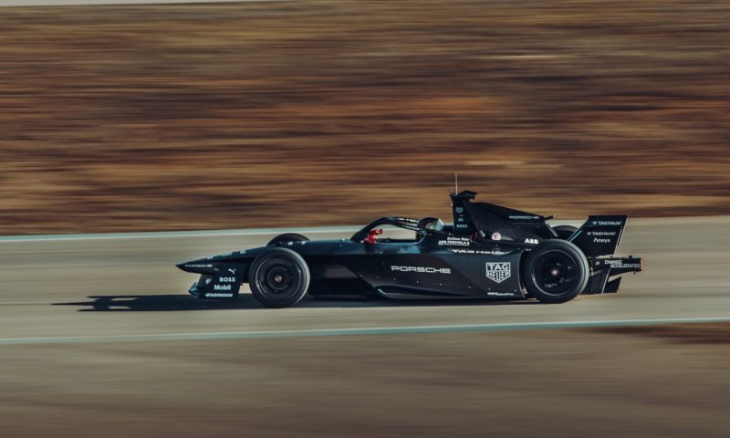 all you need to know about the porsche 99x formula e racer