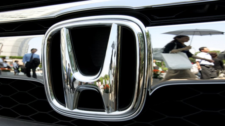 honda posts 16% rise in q2 profit and hikes outlook as motorcycles, yen help
