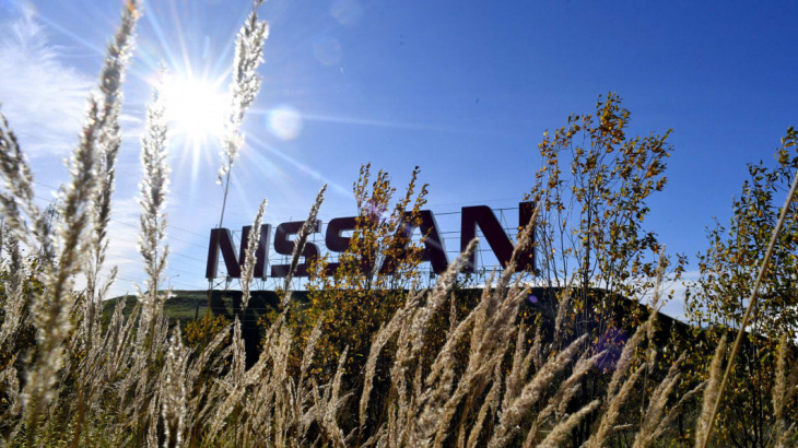 nissan's quarterly profit fell 68% in the last quarter