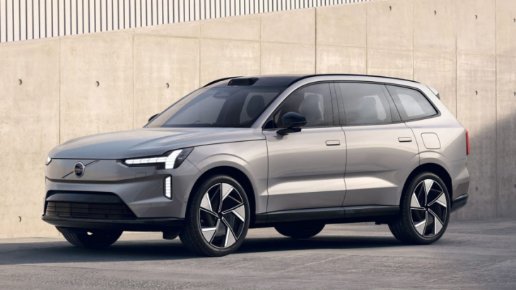 look out range rover: the electric volvo ex90 is here