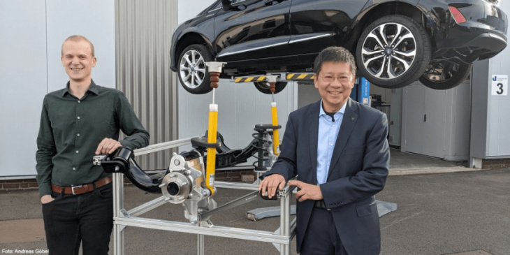 new axel for small cars and big batteries