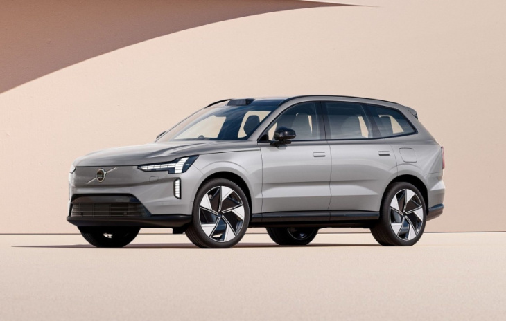 all-new volvo ex90 fully electric suv revealed, replaces xc90