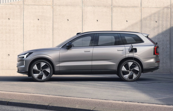 all-new volvo ex90 fully electric suv revealed, replaces xc90