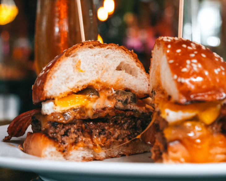 five burger places that you cannot miss! - mguides