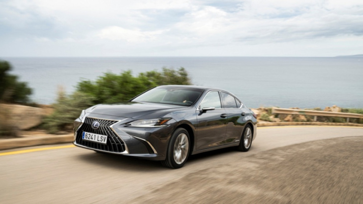 android, 6 reasons the 2023 lexus es is the 1 luxury car that’s still worth driving