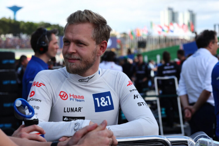 magnussen ‘happy with the point’ at interlagos sprint race
