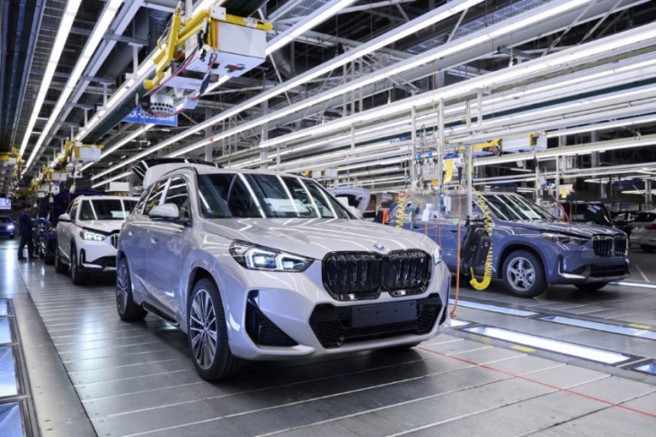 bmw starts production of all-electric ix1