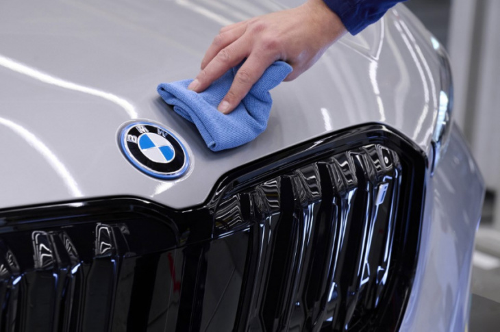 bmw starts production of all-electric ix1
