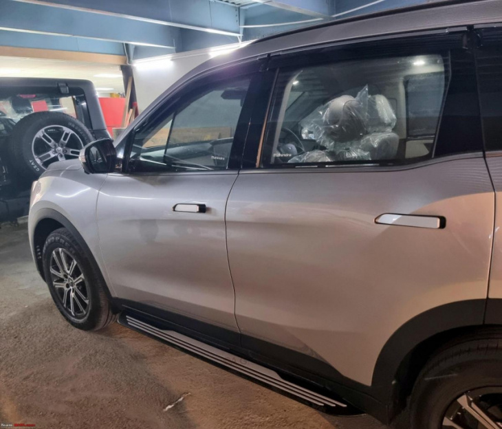 a mahindra xuv700 ax7l diesel at  joins my ford endeavour in the garage