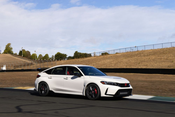 a lot of boring updates made the 2023 honda civic type r outstanding