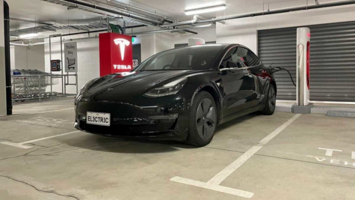 tesla introduces variable supercharger pricing in europe