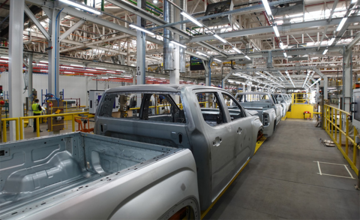 first next-gen ford ranger rolls off south african production line