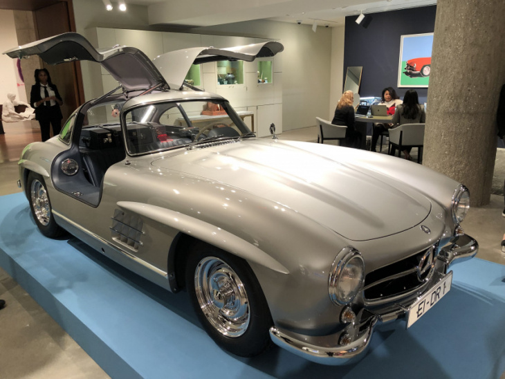 finding andy warhol’s gullwing