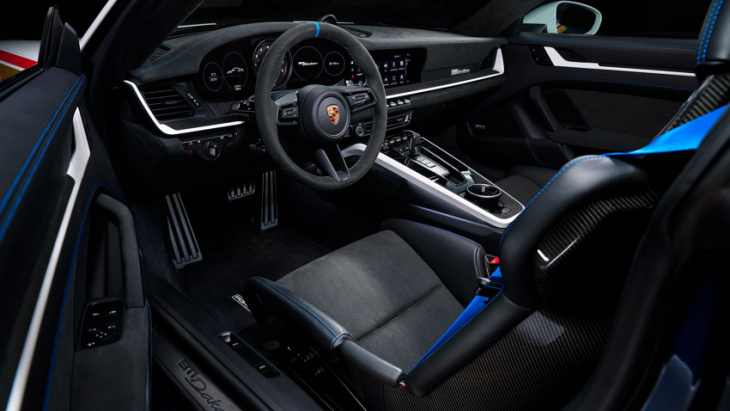 the new porsche 911 dakar is a 473bhp off-roading sports car