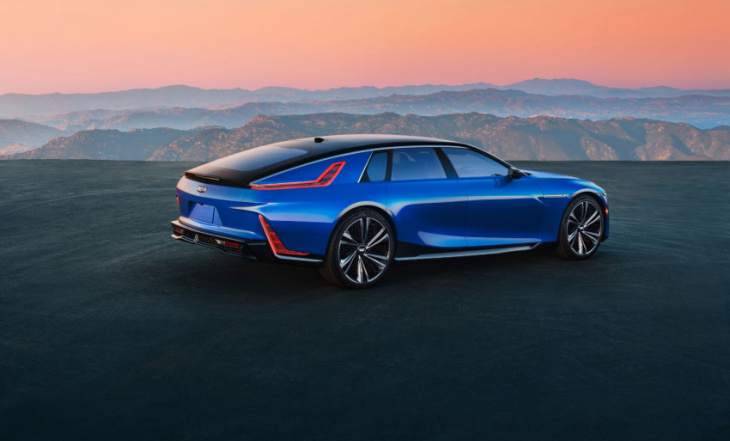 hybrid c8 comes in 2023; track z06 and first buick electra arrive in 2024