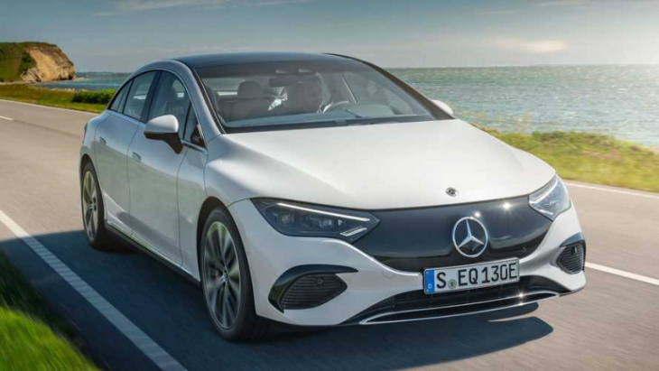 mercedes cuts eqe and eqs sedan prices in china by as much as $33k