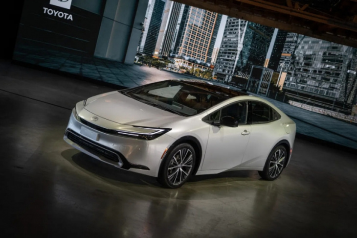 the 2023 toyota prius finally got one hot makeover