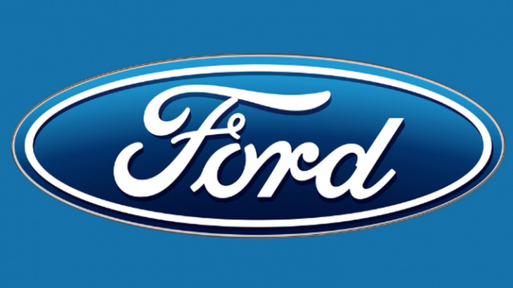 ford recalling thousands of suvs