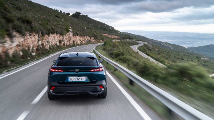 peugeot 408 review (2022): wild-looking crossover rated
