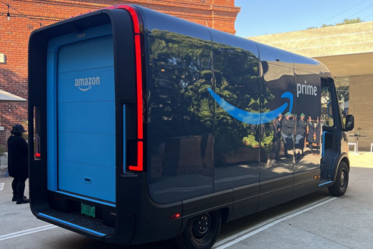 amazon, 11 things to love about rivian's amazon electric delivery van