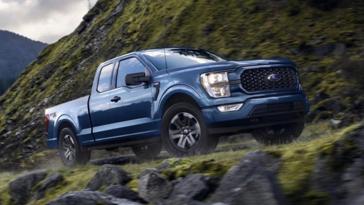 2023 toyota tacoma vs. 2023 ford f-150: pickup truck showdown!