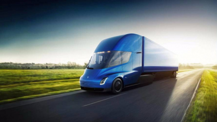 elon musk: fully loaded tesla semi just completed 500-mile drive
