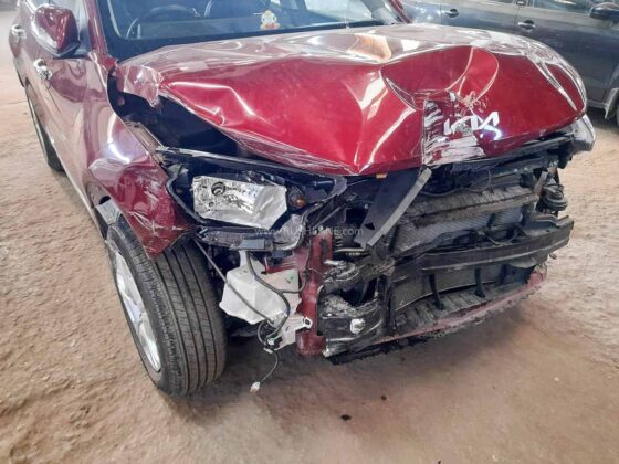 kia sonet crashed during service at dealer – owner gets new car