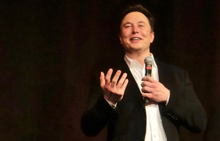 elon musk ponders increasing twitter’s character limit to 420 characters