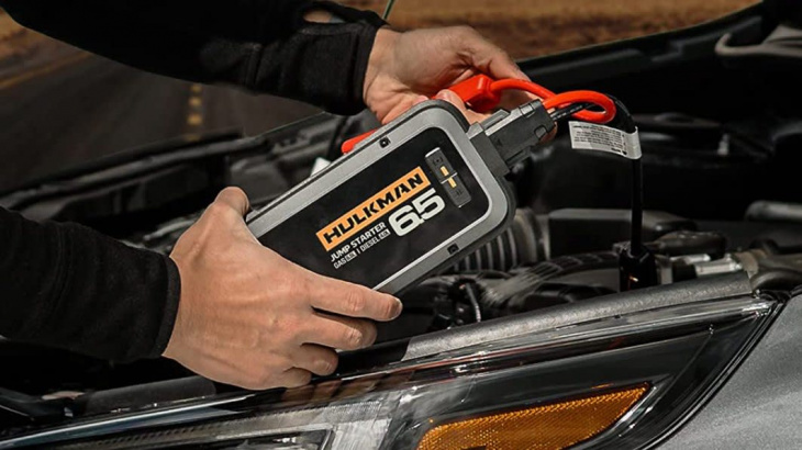 black friday, best cyber monday deals on car jump starters