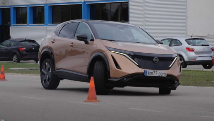 nissan ariya ev suv doesn't disappoint in the moose test