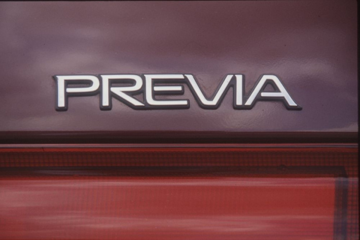from the archive: toyota previa le tested