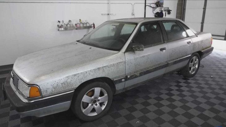 moldy audi 200 receives first wash in 15 years and looks great afterward