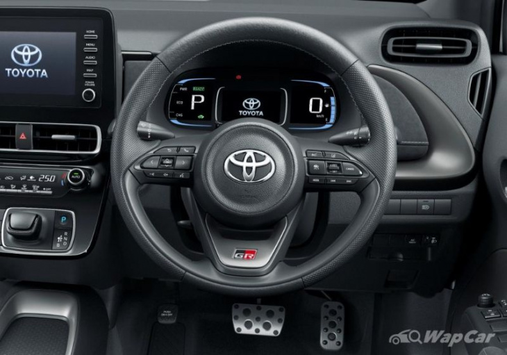 all-new 2023 toyota aqua (prius c) gr-s launched in japan as a 171 ps warm hatch