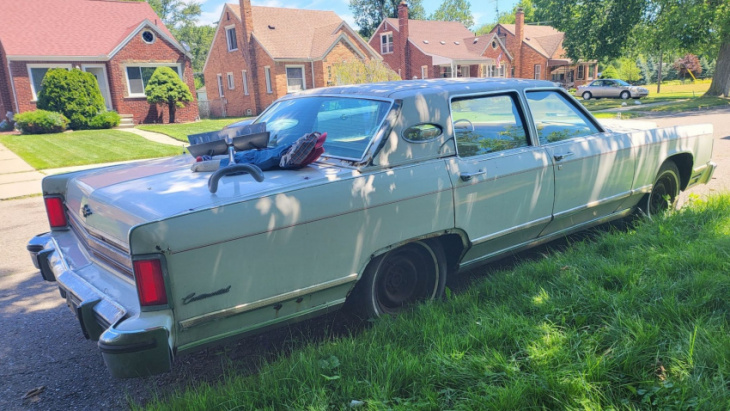 float the road in a 1975 lincoln continental