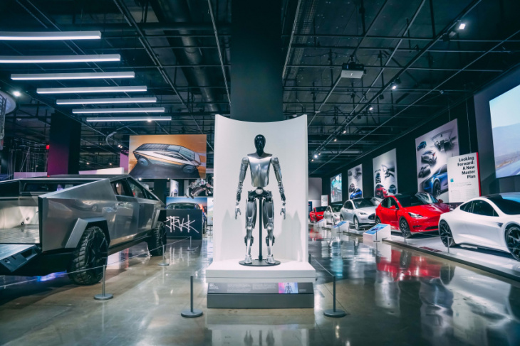 petersen automotive museum opens tesla exhibit