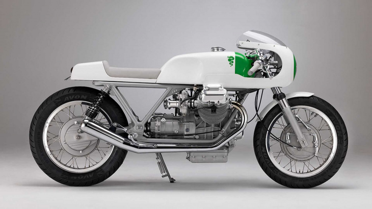 simplicity meets sophistication: alfa romeo-painted moto guzzi sp1000