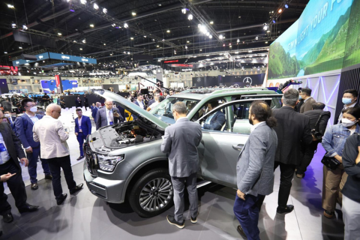 car manufacturers expect election to improve sentiment