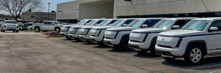 lordstown ev trucks begin to arrive, but how many more will be made in 2023?