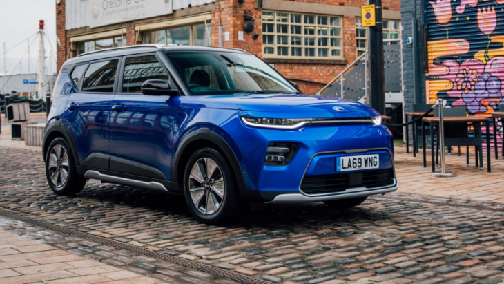 android, kia soul ev (2022) review: trying too hard in all the wrong areas