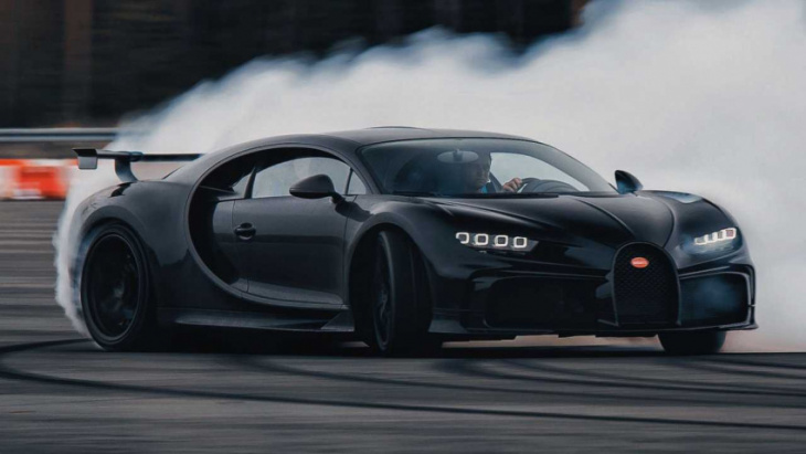 watch bugatti put the c in chiron with massive pur sport drift