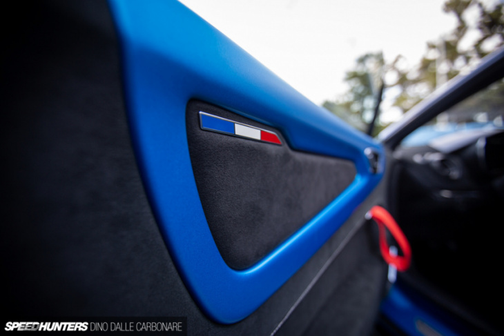 up close & personal with the alpine a110 r