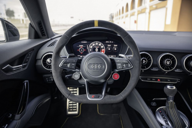 2023 audi tt rs iconic edition is a send-off to audi's sports car