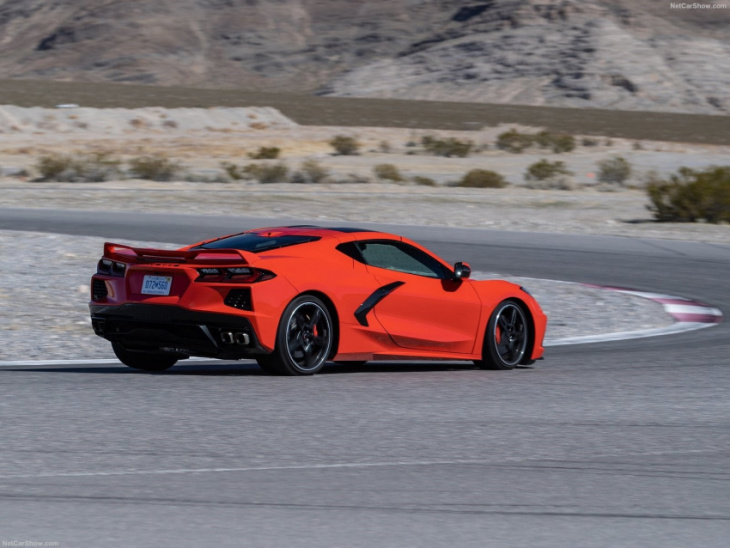 aa driven coty 2022: chevrolet corvette is the best sports & performance car of the year