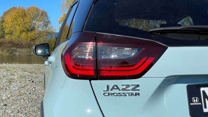 aa driven nz coty 2022: honda jazz is the best passenger vehicle of the year