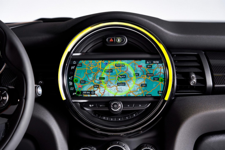 android, everything that you need to know about the mini cooper se