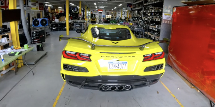 listen to the incredible sound of a straight-piped c8 corvette z06